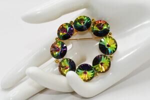 Vintage WEISS Watermelon Rivoli Rhinestone Wreath Brooch 2”
